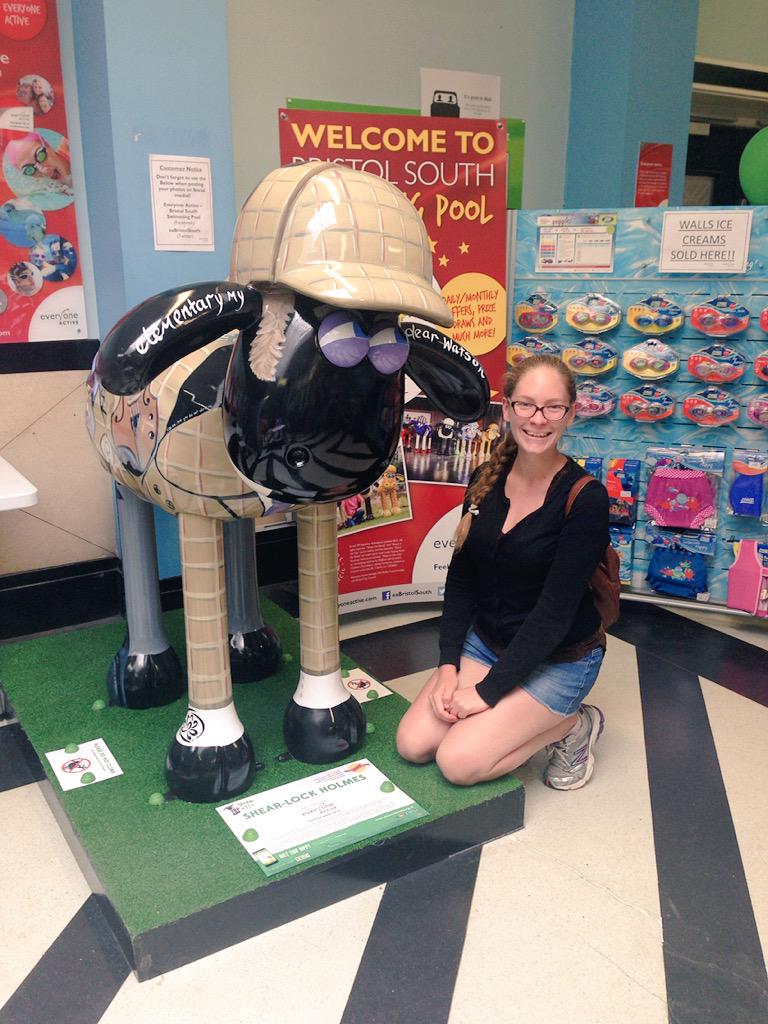 greentea_books's tweet photo. Omg #BBCSherlock themed @shaun_inthecity #favourite #Sherlock #Watson #deathfrisbee http://t.co/GWY1jWJ2dH