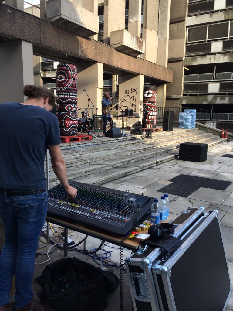 maxalfordsancto's tweet photo. Engineering for Skip McDonald (Little Axe), guitarist for Grandmaster Flash @AmbitionFest http://t.co/WBx0wIkMc2