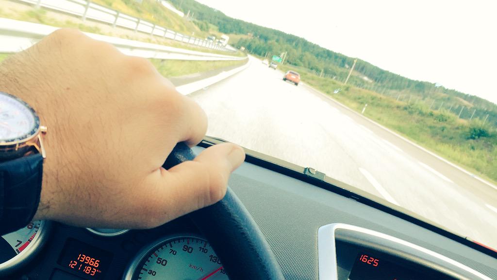 DinoOsman_'s tweet photo. Mot Sherwoodskogen! #D13 #föreställning #atorp #skogenskonung #programledaren #mercy #pojkenmeddengyllenehandleden http://t.co/JmiLIJPN8w