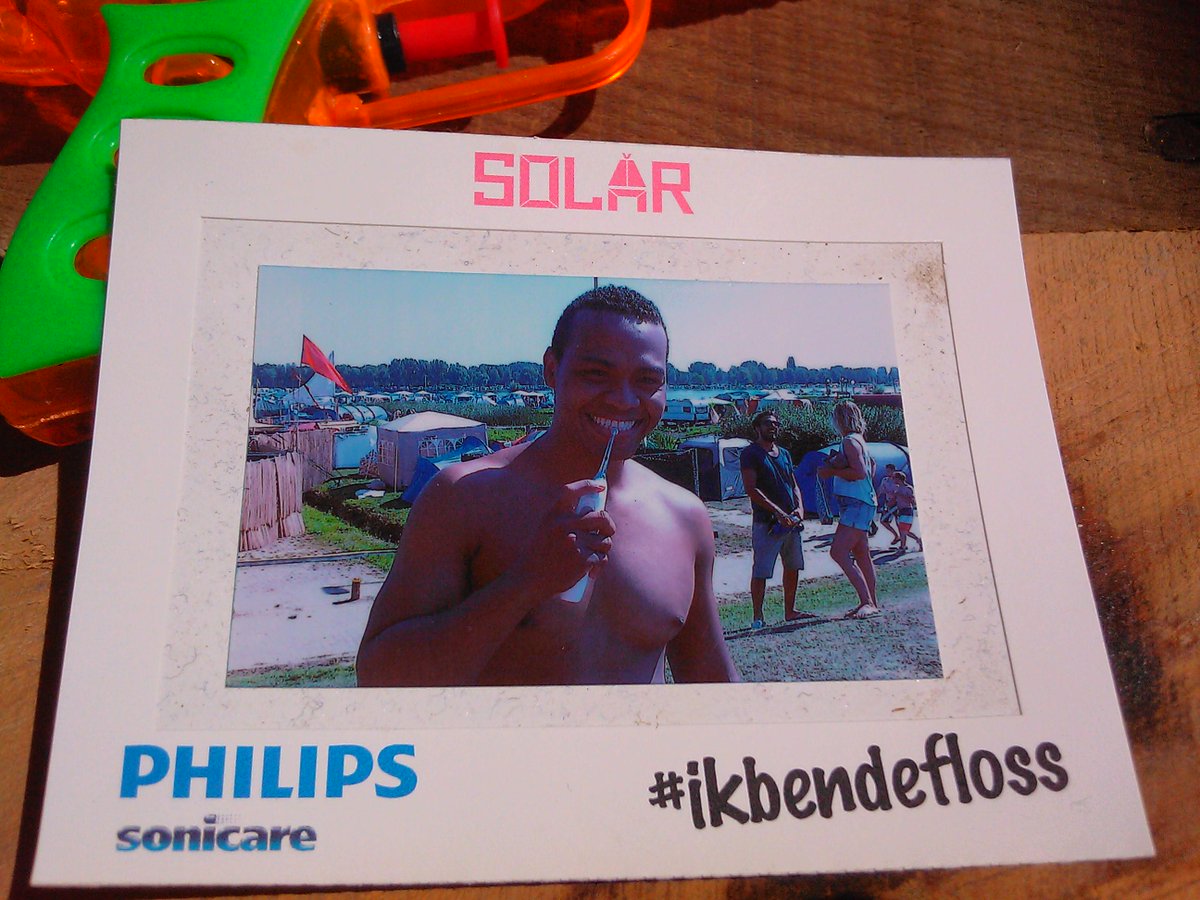 alxiomar's tweet photo. #ikbendefloss
#philips #sonicare
#solar15 #solarweekend http://t.co/BLL5y8lSEP