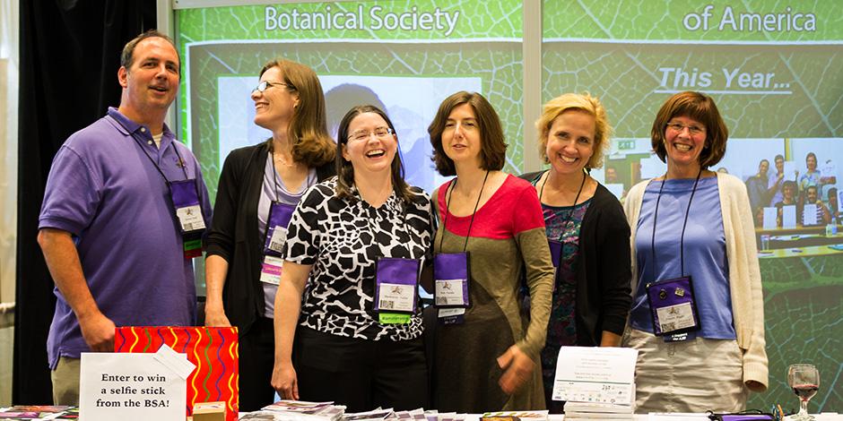 JZK60's tweet photo. @Botanical_  @ebsessa This is such a great photo of the BSA publications people at #Botany2015! http://t.co/WWhqFpEf0K