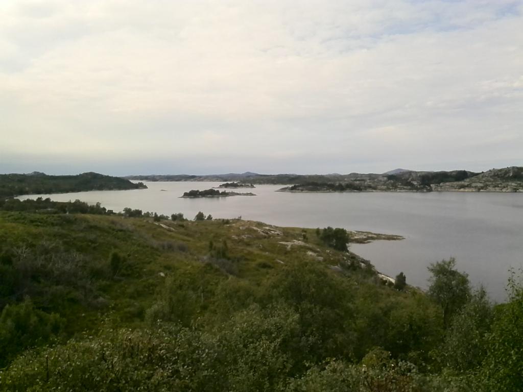 evasynnoeve's tweet photo. Turen tok to timer lengre enn planlagt.... Endelig!! #utmothavet http://t.co/HTTK9o2tVf
