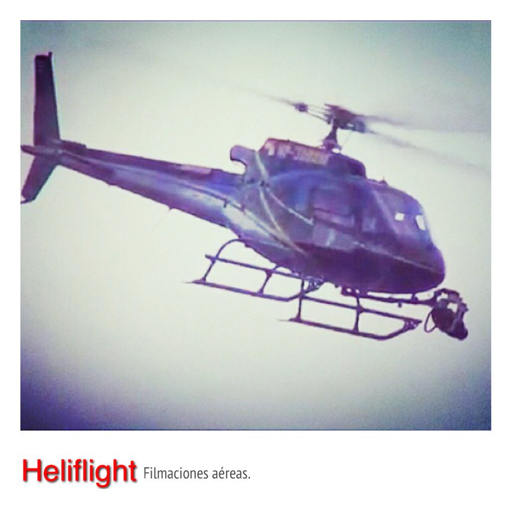 HeliflightAG's tweet photo. Filmaciones aéreas en B3. #hardwork #Helicopter #fly #PANAMA #B3 @AirbusHC http://t.co/1UulK7TF6o