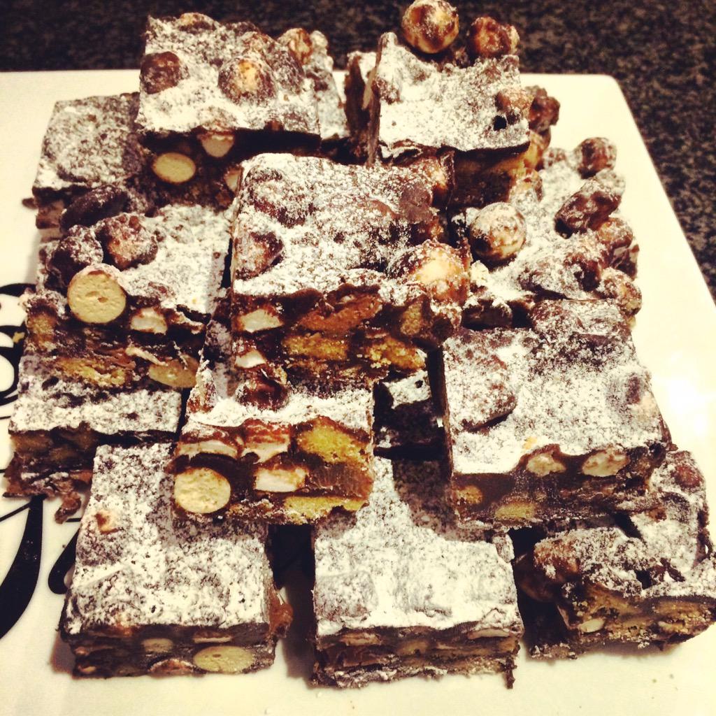 Cups 'n' Cakes tweet media