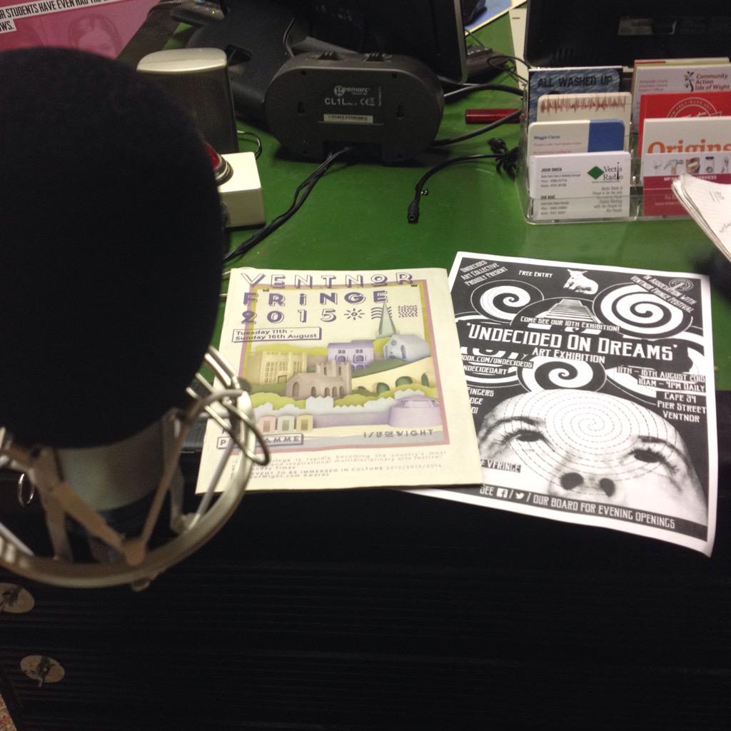 undecidedart's tweet photo. We were on #vectisradio this morning talking about the #vfringe15 and Undecided on Dreams 📻💕 http://t.co/5rzoacCgCT