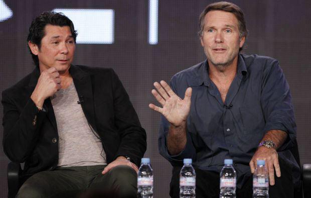 Hesrocks's tweet photo. Yes Lou, Longmire Days were great. I met these 5 #walnuts ...#Longmire @001mercy @dovewire @catherinewilsey @EMS_A2 http://t.co/KJwk45dcCk