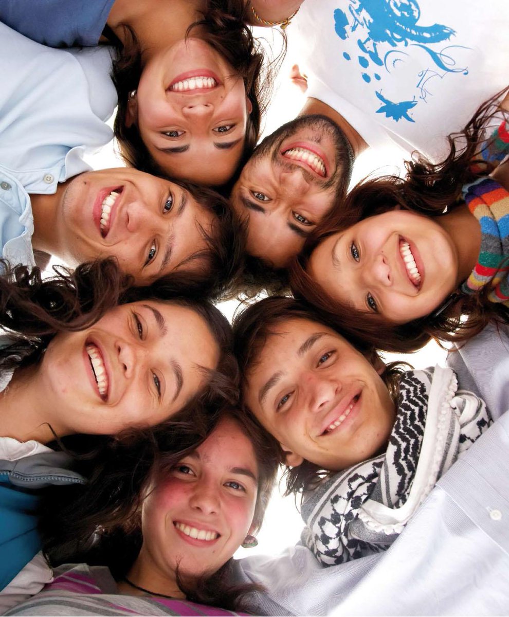 ONUMX's tweet photo. Agosto estará enfocado en las y los jóvenes, ¡su voz moldeará el futuro! #FelizLunes http://t.co/8vRc8qgnl9 http://t.co/EnV3EYM5Nv