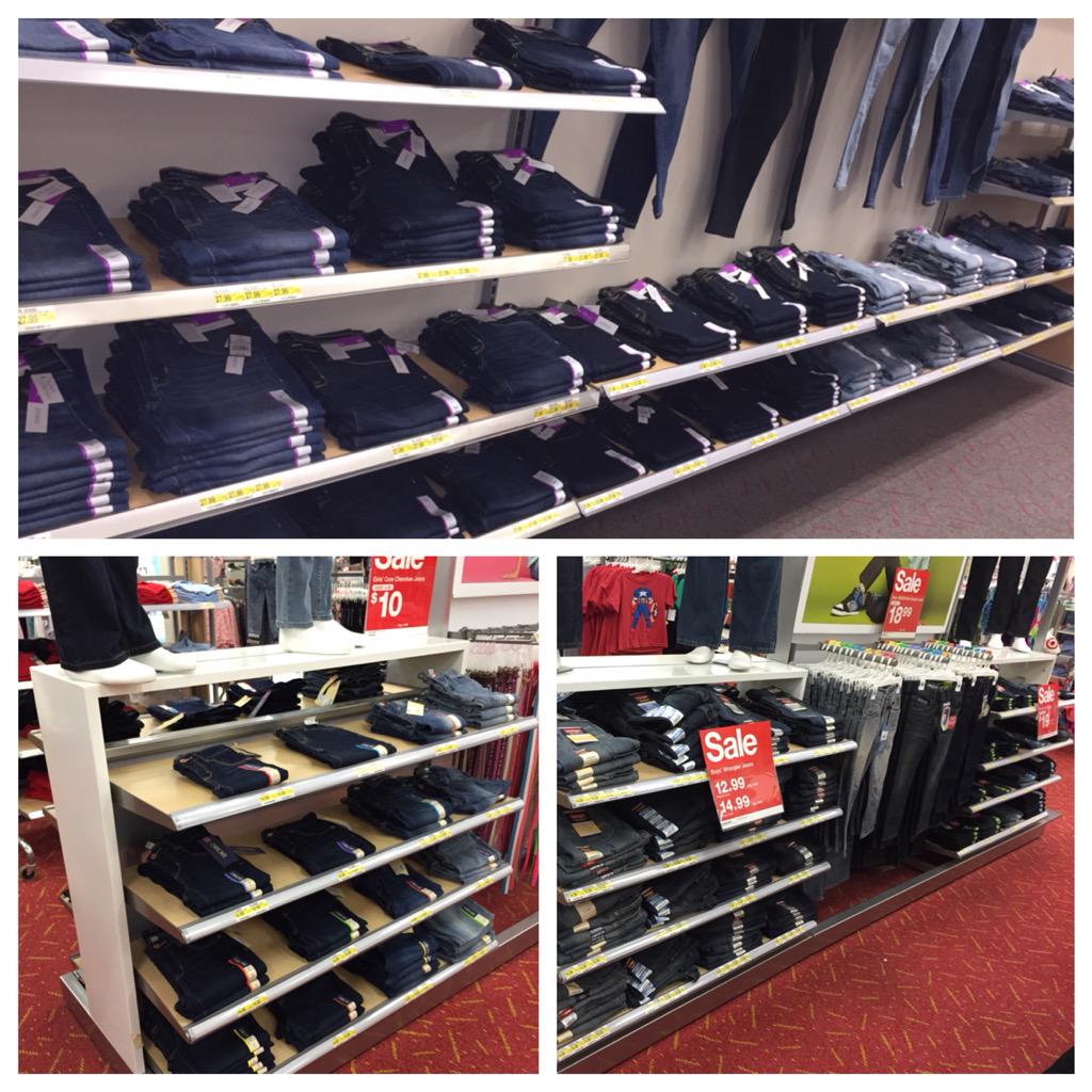 Vega_T0888_SD's tweet photo. #888thegreat #JustOneDemimDays #BasicsOnFleek #G329PERKS @therealdmck @Djoumbarry @sarahbuitron http://t.co/Qp16EkDWw3