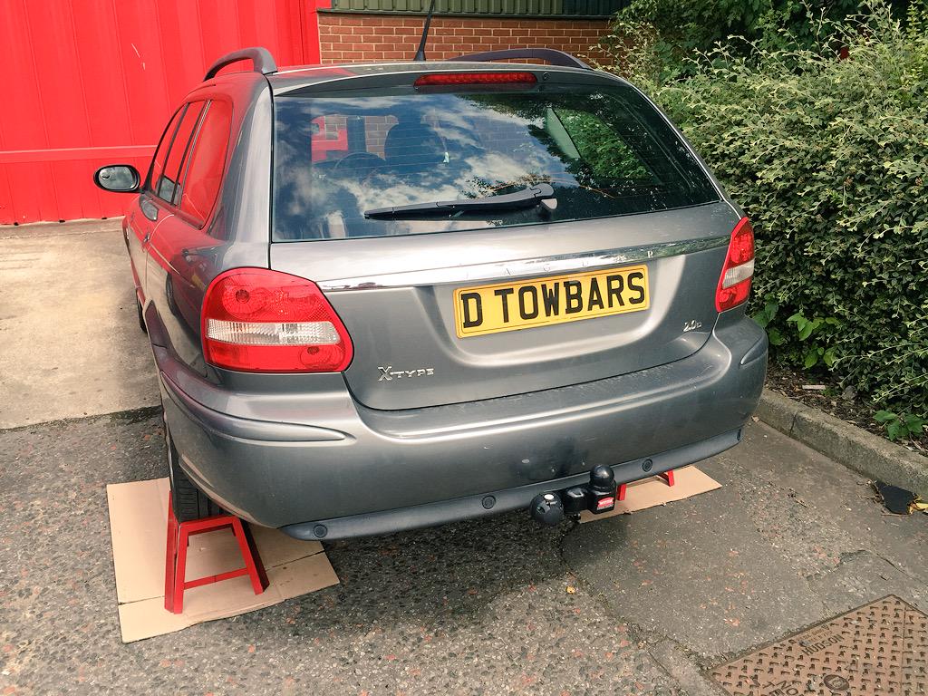 DTowbars's tweet photo. One of today's jobs, a @Witter_Towbars flange towbar with 7-Pin electrics fitted to a Jaguar X-Type estate. http://t.co/C6hYoJEk61