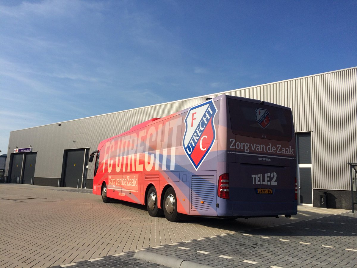 eindresultaat nieuwe spelersbus FC Utrecht seizoen 2015-2016
#fcutrecht