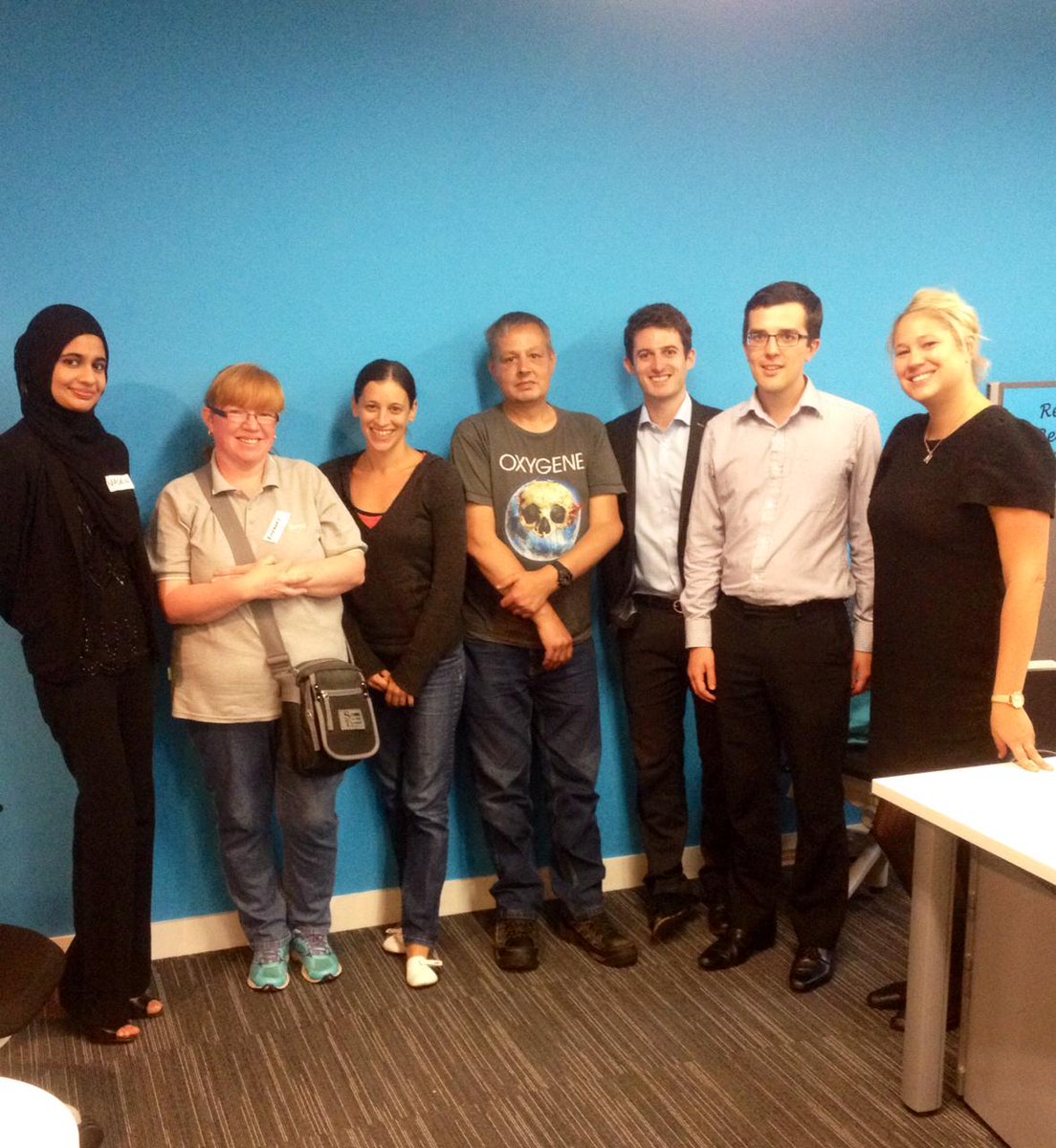 ShawTrust's tweet photo. Big thanks to @KPMG who spent the day #employeevolunteering alongside our jobseekers in #Stratford #volunteers http://t.co/Ea3uC8ZLok