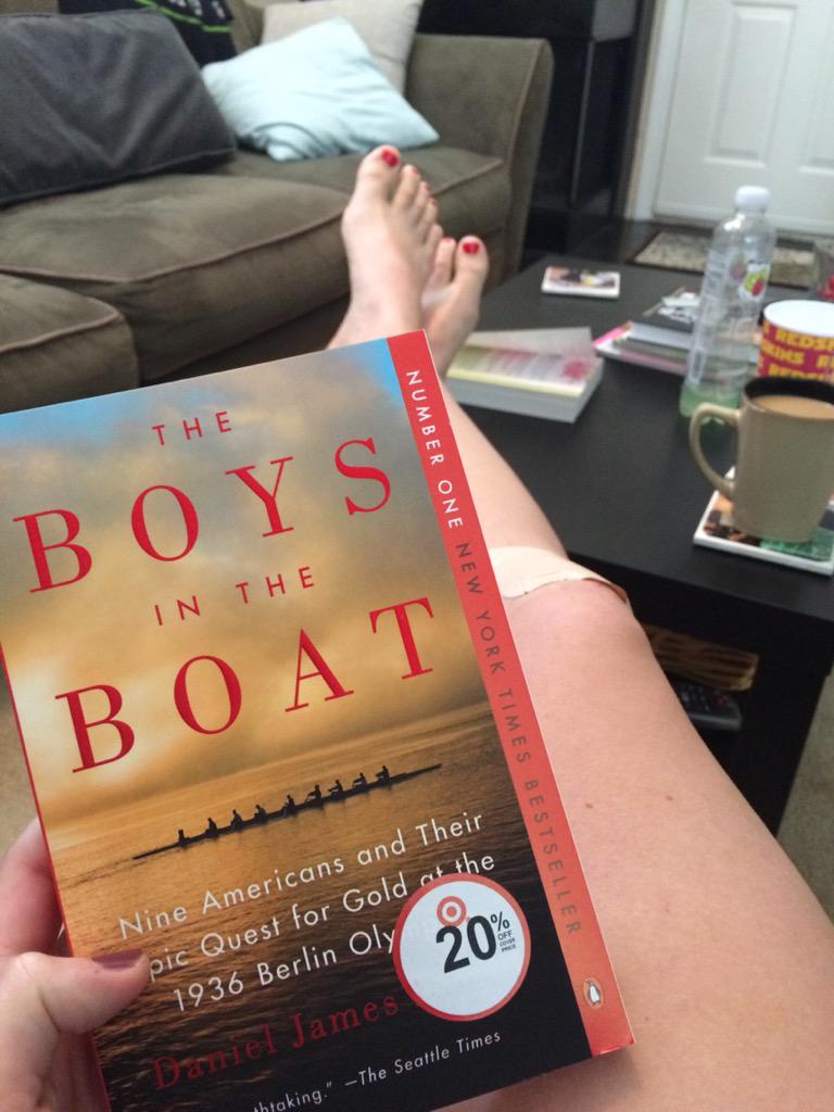 moremileskelly's tweet photo. Resting my knee while drinking coffee and starting a new book! #AlwaysARower http://t.co/MYX373Fn5R