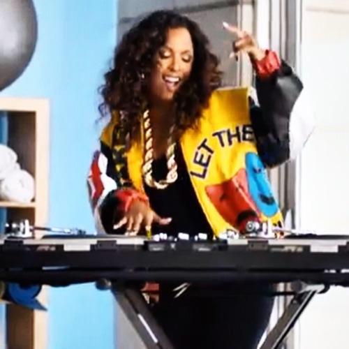 Happy birthday to DJ Spinderella  you\ve inspired me & an entire generation of  