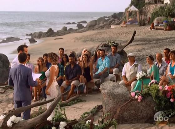 BIP2 - Bachelor In Paradise - Season 2 - Episode Discussions - *Sleuthing - Spoilers* - Page 32 CLfpCaBWsAEiSPe