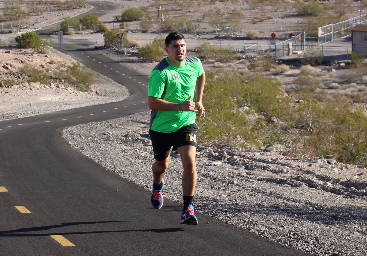 Marco_Huck's tweet photo. Hill run in the morning. Good start to the week. #MH14CHAMP #AlwaysWorking #BoxingHuck #HuckGlow #August14 http://t.co/KY6gTRf4t0