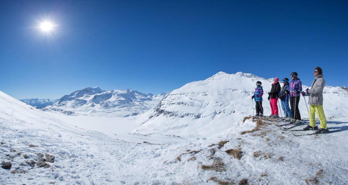 Locatour's tweet photo. La montagne de Belle et Sébastien, elle est à Val Cenis ! 
http://t.co/aNIcp0Hgdf http://t.co/JcoOdMjlG4