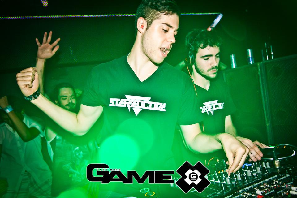 GAME_DISCO's tweet photo. YA TENÉIS DISPONIBLES LAS FOTOS DE ESTE FIN DE SEMANA EN NUESTRO FACEBOOK (GAME DISCO)
😎 http://t.co/l1saG1YkHq