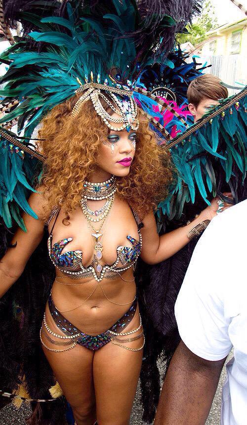 rihannarchive's tweet photo. rihanna in barbados @ the cropover festival (2015) http://t.co/KSfvQVEwth
