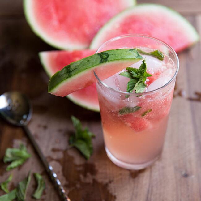 LittlePeanutMag's tweet photo. Happy #NationalWatermelonDay! Round up of our fave watermelon recipes on the blog: http://t.co/a4GKhoSG87 http://t.co/QJC5rXCznP
