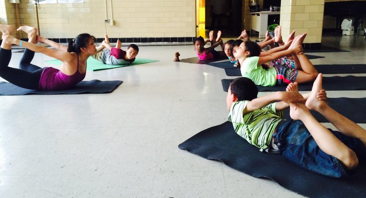 PureYogaNYC's tweet image. We loved spending our weekend with these little yogis! Thanks @edalliance​ and @abreitton! #PureYogaNYC #oneintention