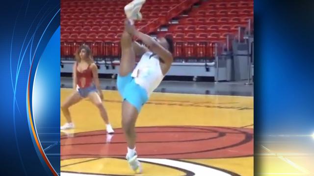 Performer gives it all he's got, wows 'em at @MiamiHeatDancer auditions WATCH VIDEO bit.ly/1II2b2z http://t.co/ep5025LqUH