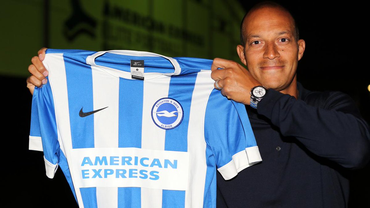 OfficialBHAFC's tweet photo. Look who's back at #BHAFC! #WelcomeBackBobby #Together http://t.co/ezjXxd5iV0 http://t.co/zICjdNszEB