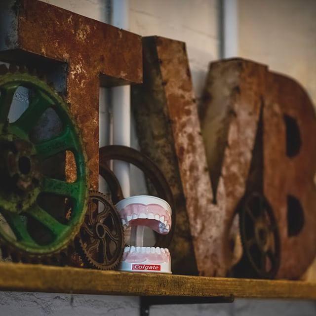 The Visual Brand tweet media