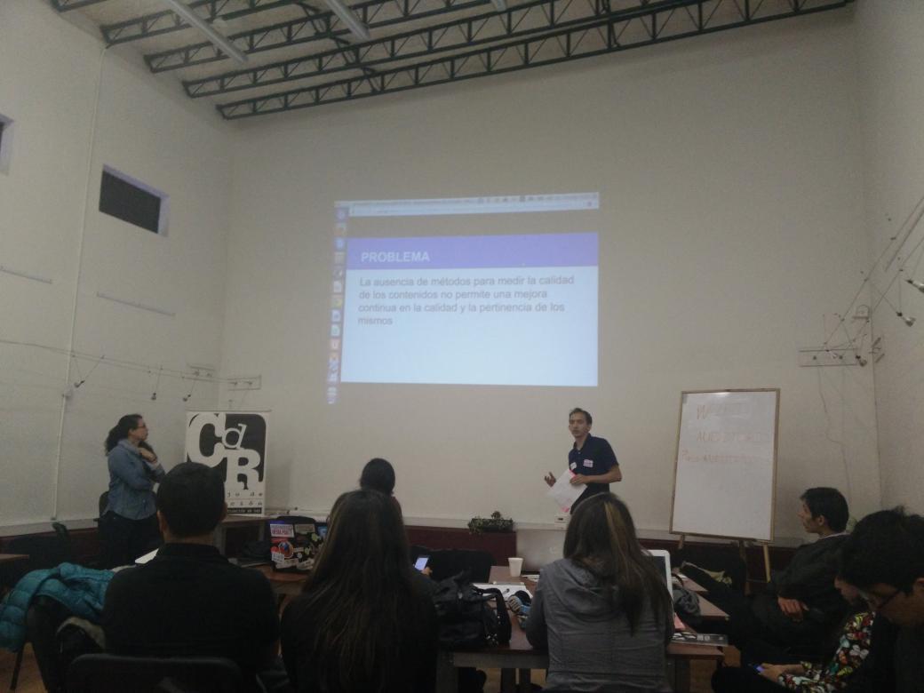 nunovargas's tweet photo. Grupo #workflow presenta su prototipo en #mediafactorybog @mediafactory_vc http://t.co/y97NVTRf3V