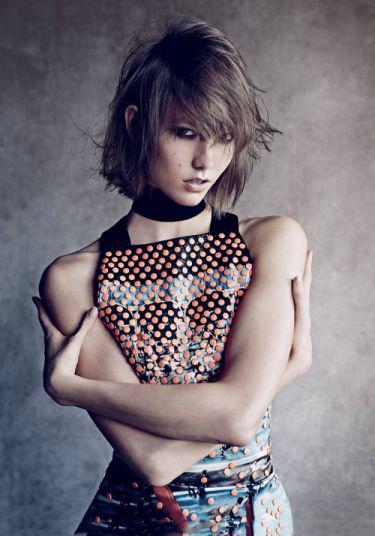 Happy birthday, Karlie Kloss!Here, our 12 favorite Vogue beauty...   