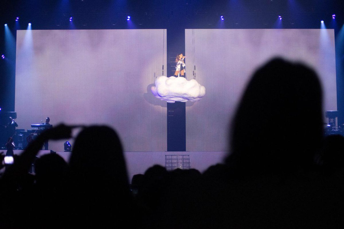 -NUEVAS FOTOS- #HoneymoonTourUncasville
