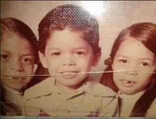 Gm18Genesis's tweet photo. @FreeMexicano 
Mi Guerrero_Cuando tenias 7 años 
Eres un #GuerreroDeMilBatallas 
Siempre Viviras ! Mi Pucho :'( http://t.co/GAkTiIunzH