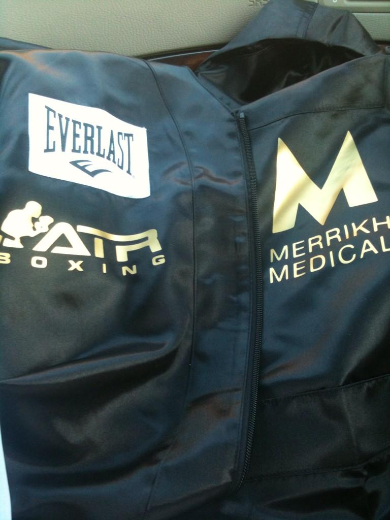 ATRBoxing's tweet photo. Team #RouGarou and @MerrikhMedical bringing athletic #fisticuffs to you Aug 7 as @RPrograis opens @SHOsports #boxing http://t.co/nZbAAFRyO7