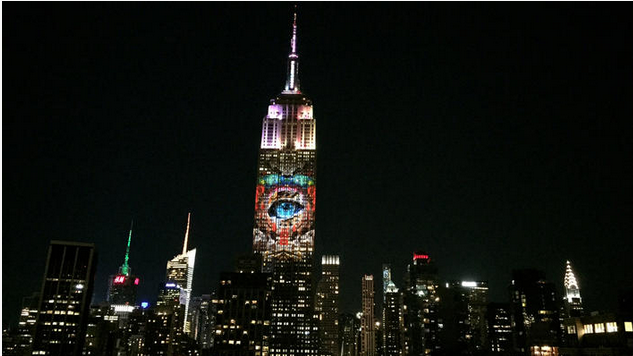 NBCNewYork's tweet photo. ICYMI, #RacingExtinction light show projected endangered animals onto Empire State Building http://t.co/3u4luPA6kN http://t.co/H732bfKJpJ
