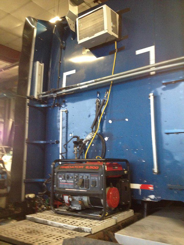 TKMidwest's tweet photo. Don't let this APU be you. Stop by your local Thermo King for the real thing. #TriPac http://t.co/DfDdR14pkA