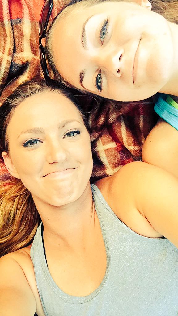 Nikole Wildberg tweet media