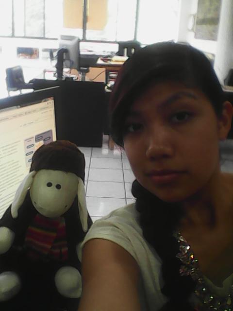 minikrizmatik's tweet photo. Pues los únicos 2 de la oficina que se quedan a trabajar.
#ApenasLunes http://t.co/oIRfMxz2AB