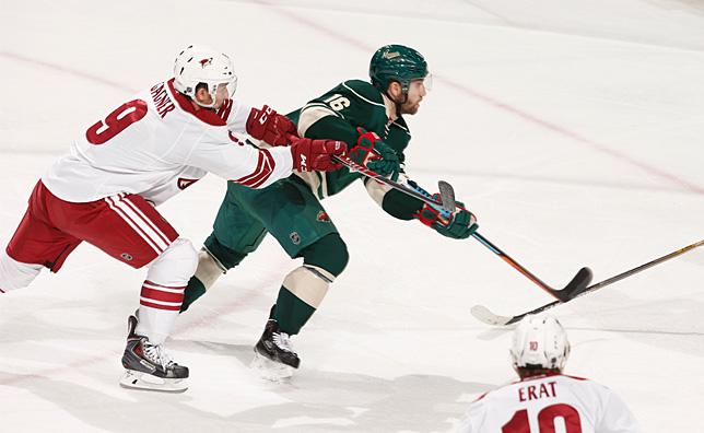 mnwild's tweet photo. #SlowMoMonday: @Jason_Zucker16's top-shelf backhand against the #Coyotes → http://t.co/OPlq5kwq5O http://t.co/vbSHWSTWEn