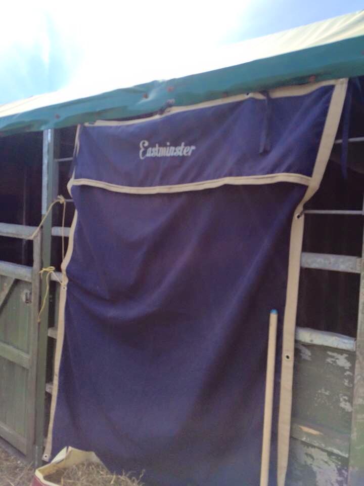 ScottGarrettDeb's tweet photo. #Stable drapes by @Sewthing #embroidery #quality http://t.co/IgNeOQUcJZ