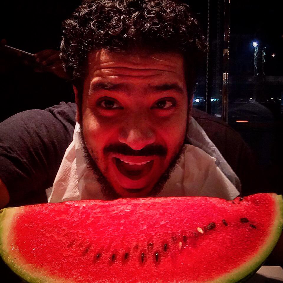 halalcomedy's tweet photo. I lost. #watermelon #contest
#doha #qatar #jtgdoha http://t.co/ihCp4wjmOz