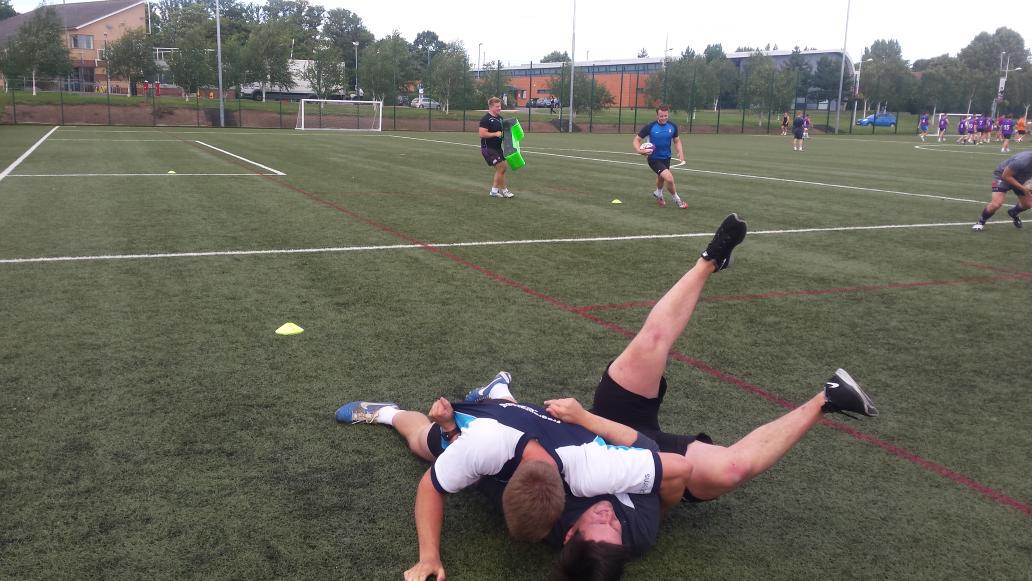 CoachJWalton's tweet photo. @Lufbrarugby @LboroSport Physiologist @nathanjmiller5 shows how seriously he takes his "applied" role #GetsStuckIn http://t.co/ZCrWPwuSX1