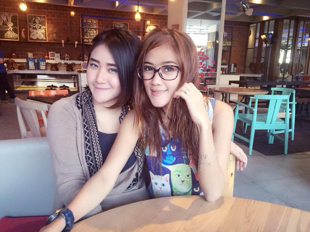 zeesadefega's tweet photo. http://t.co/AHXucvQWcO