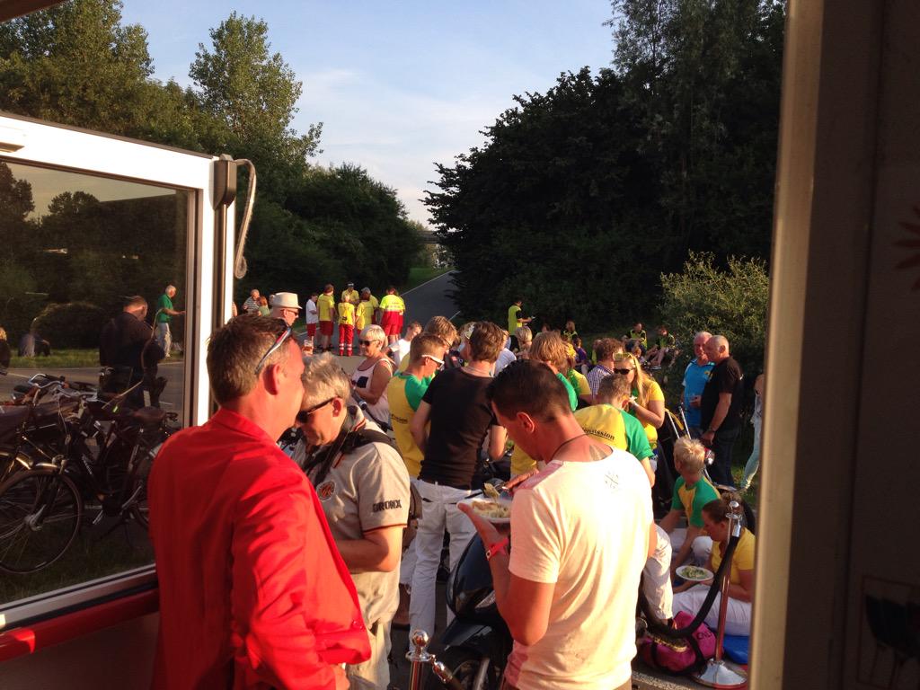 ToussaintHoreca's tweet photo. Wat een afsluiting gister, super gezellig feest. Het was ons weer een genoegen @VarendCorso . Tot volgend jaar!! http://t.co/KyUnIl6slp