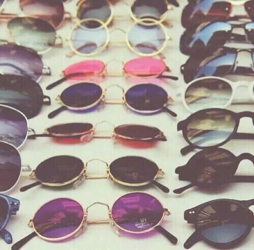 VintagePrizes's tweet photo. ✨Giving away cute accessories to whoever follows @WorldsAdorable ✨ follow and DM us once done 😘 http://t.co/VDjNFxnlok
