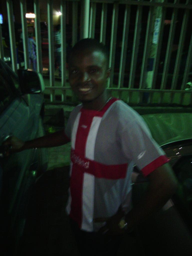 godwinobite's tweet photo. €LoIs#on my fit@jst funs@ http://t.co/88hd5wasgZ