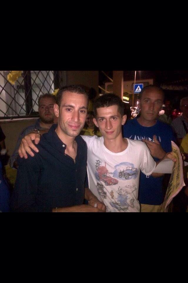 vincenzonibali's tweet photo. Fa male sentire di un'altra giovane vita spezzata!! Piu rispetto per tutti. RIP Simone http://t.co/FQnBLAnLxF