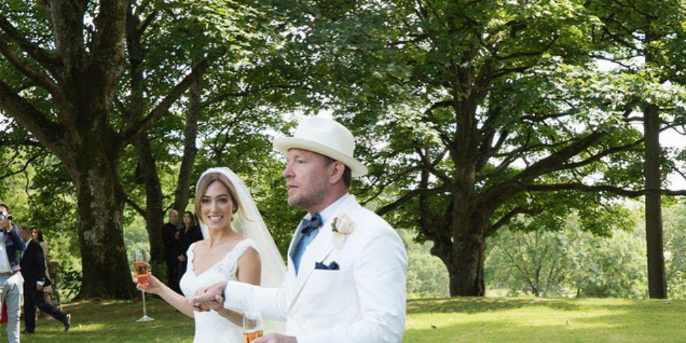 ELLEmagazine's tweet photo. Jacqui Ainsley looked STUNNING at her wedding to Guy Ritchie. http://t.co/TAMYWf6k5f http://t.co/TjbmS8UBka