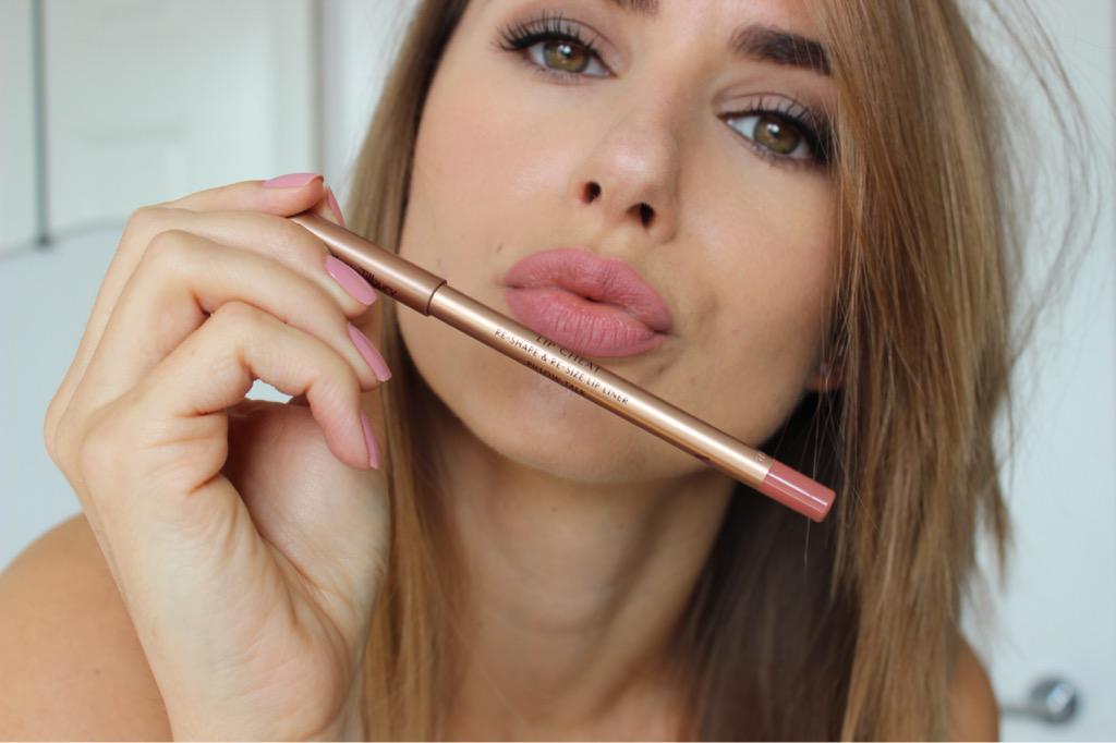 beautyandlechic's tweet photo. Obsessed with it! #charlotteTilbury #LipCheat http://t.co/Rq9kIyYy99 #bbloggers #nebloggers http://t.co/CPVL1y769h
