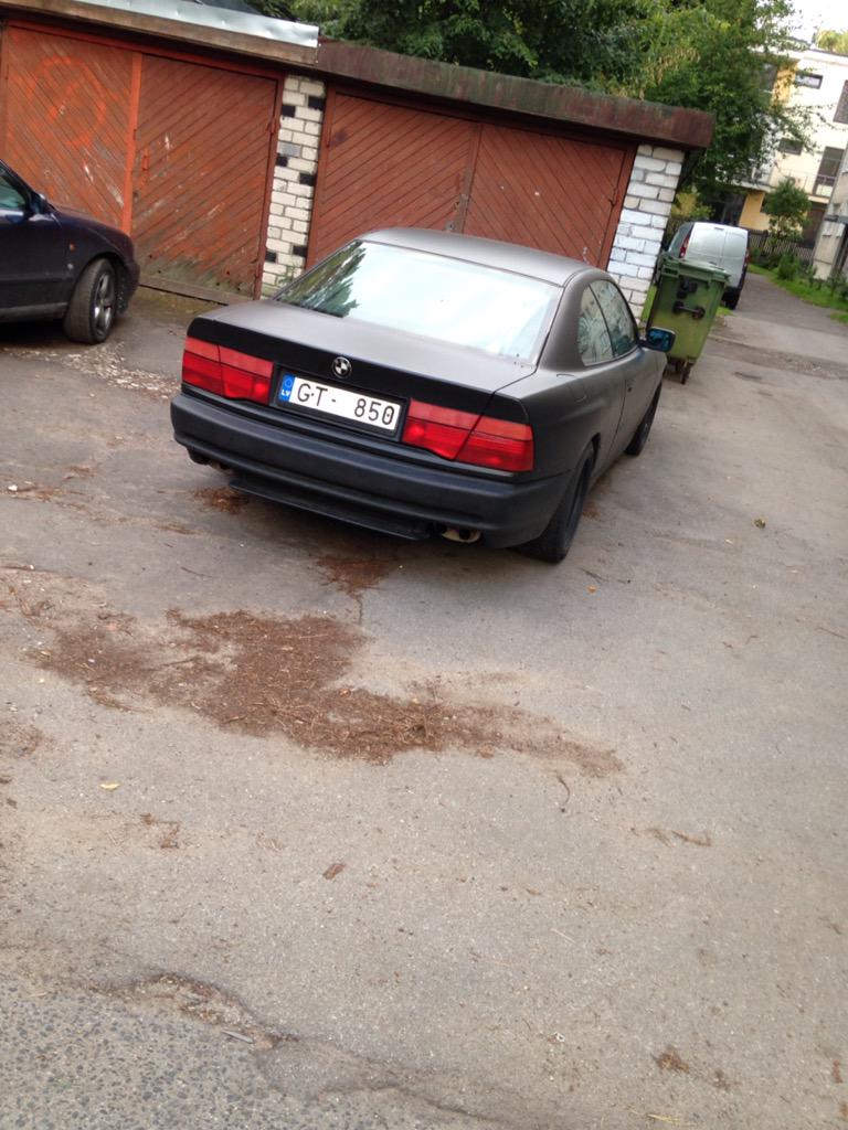 RuncisZaabakos's tweet photo. Bmw 8 series 👌🏻 #Uzielasnoķerts #Lielupe http://t.co/2szHNj9zpU