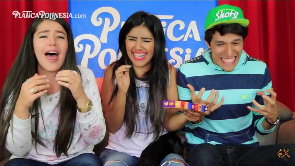 j_thebluestonee's tweet image. @PlaticaPolinesi lo veo una y otra vez pero me sigo riendo😂 #Karen💙 #Rafa💚 #Lesslie❤️ #PP