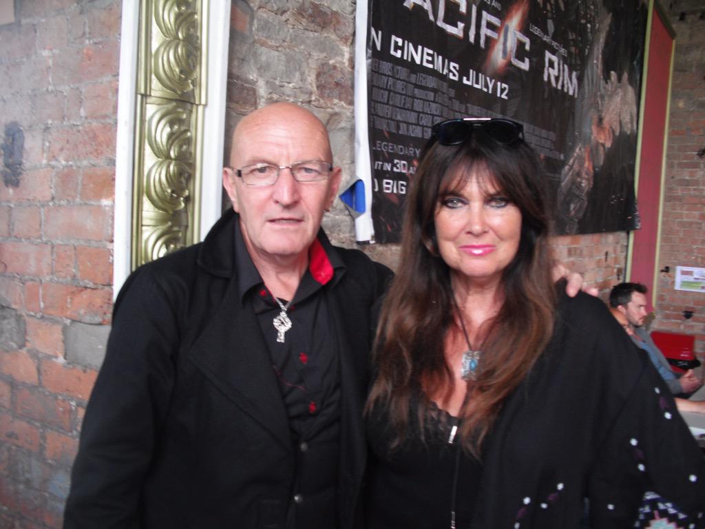 GhostWatchWales's tweet photo. Great weekend at Heros and Legends @Margampark this weekend... (Geraint with Hammer Horror actress Caroline Monroe) http://t.co/1ONLmvhpFV